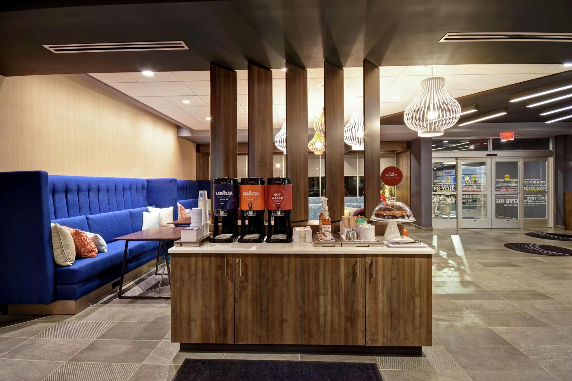 Tru By Hilton Cincinnati Airport South Florence Exteriör bild